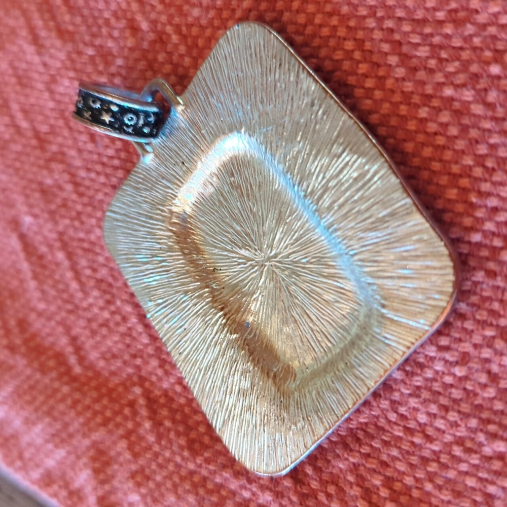 Beautiful Stars and Moons CJ Banks Chunky Pendant. EUC - Picture 8 of 9